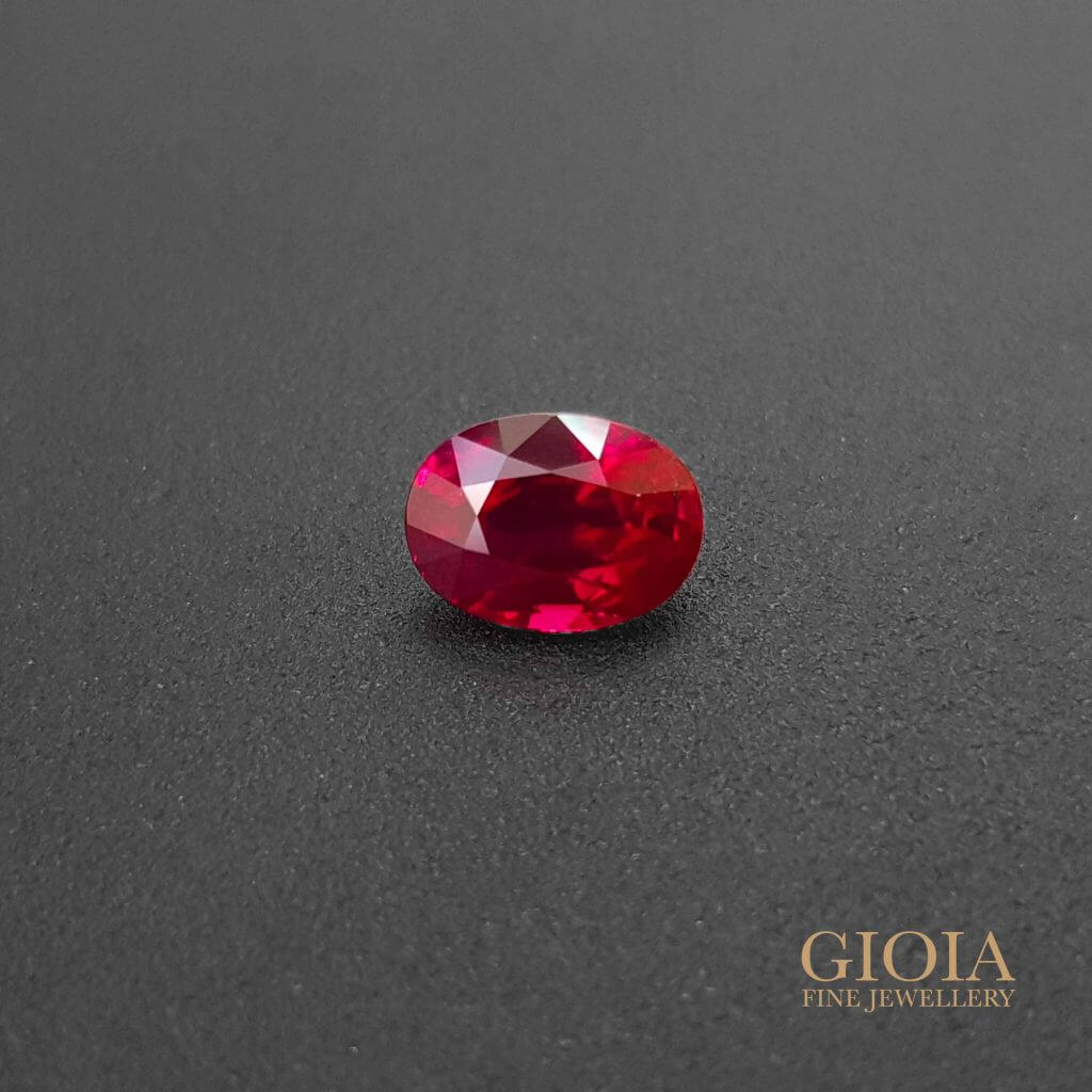 unheated Ruby Gemstone - Pigeon Blood - Rarest of all red ruby gemstone | Local Singapore Customised Jeweller