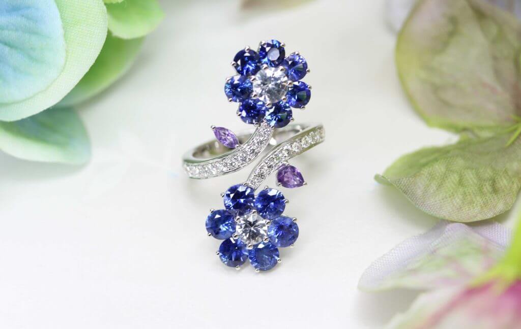 Customised jewellery with sapphire coloured gemstone, custom made to pendant and ring jewellery set. At GIOIA Fine Jewellery, we bring into reality the imagination of our customer, with pure passion and skilful artistry | Local Singapore Private Jeweller in Customised Jewellery