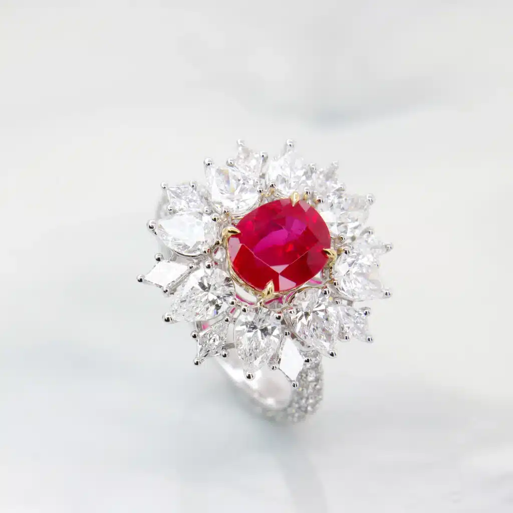 Burma Ruby Ring Diamond High Jewelry Pigeon Blood Unheated - Best Jewellery in Ruby Gemstone from Burma