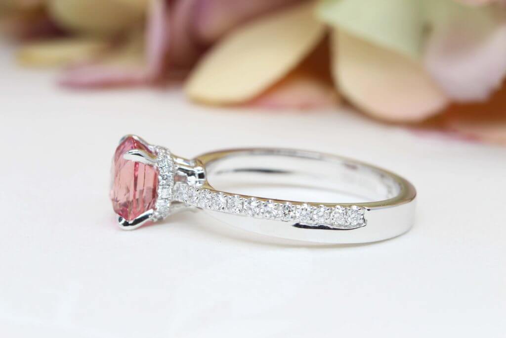 Sapphire Padparadscha customised with halo & twisted round brilliance diamond Engagement Ring - Customised Wedding Jewellery orange-pink sapphire Gemstone SG.