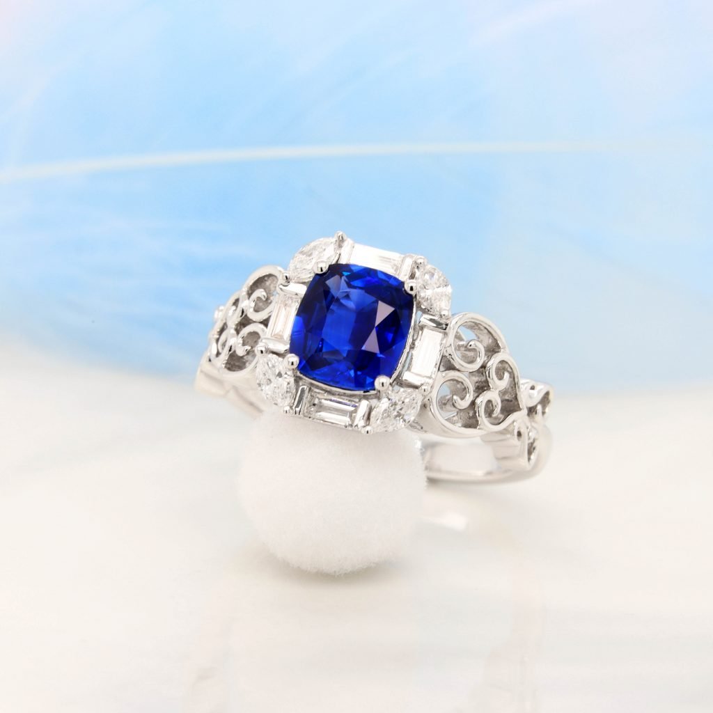 Vivid Blue Sapphire Ring Halo with personalised design