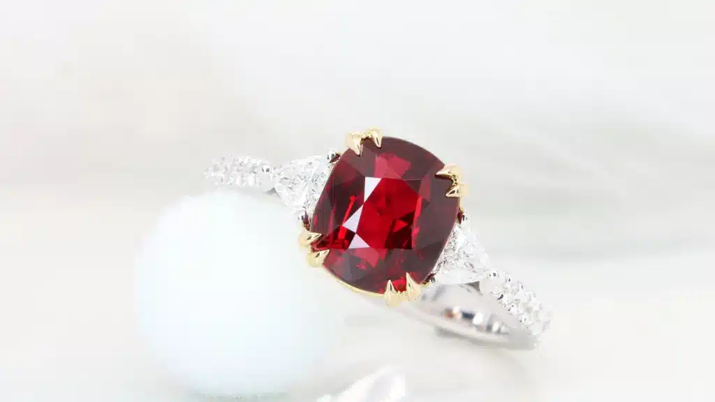 Pigeon Blood Ruby Gemstone Ring fine jewelry with Fancy Diamond Ring