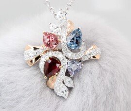 Padparadscha Sapphire est 1.0ct Pear Shape Unheated Cluster Gemstone Pendant | Status: Private Commission High Jewelry Family Birthstone Pigeonblood Ruby Padparadscha Sapphire Spinel Pendant attachable Bracelet Diamond Customised Fine Jewellery