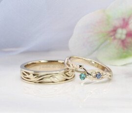 Leaves Design Gemstone Wedding Bands in Champagne Gold