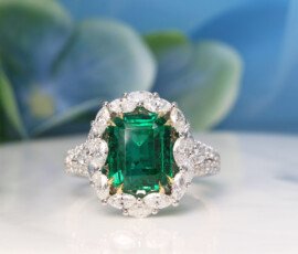Non Oil Zambian Emerald Gemstone High Jewellery Design