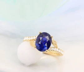 Colour Change Sapphire Engagement Ring with Leaves Inspired design Colour Change Sapphire Leaves Inspired Engagement Ring Perspective